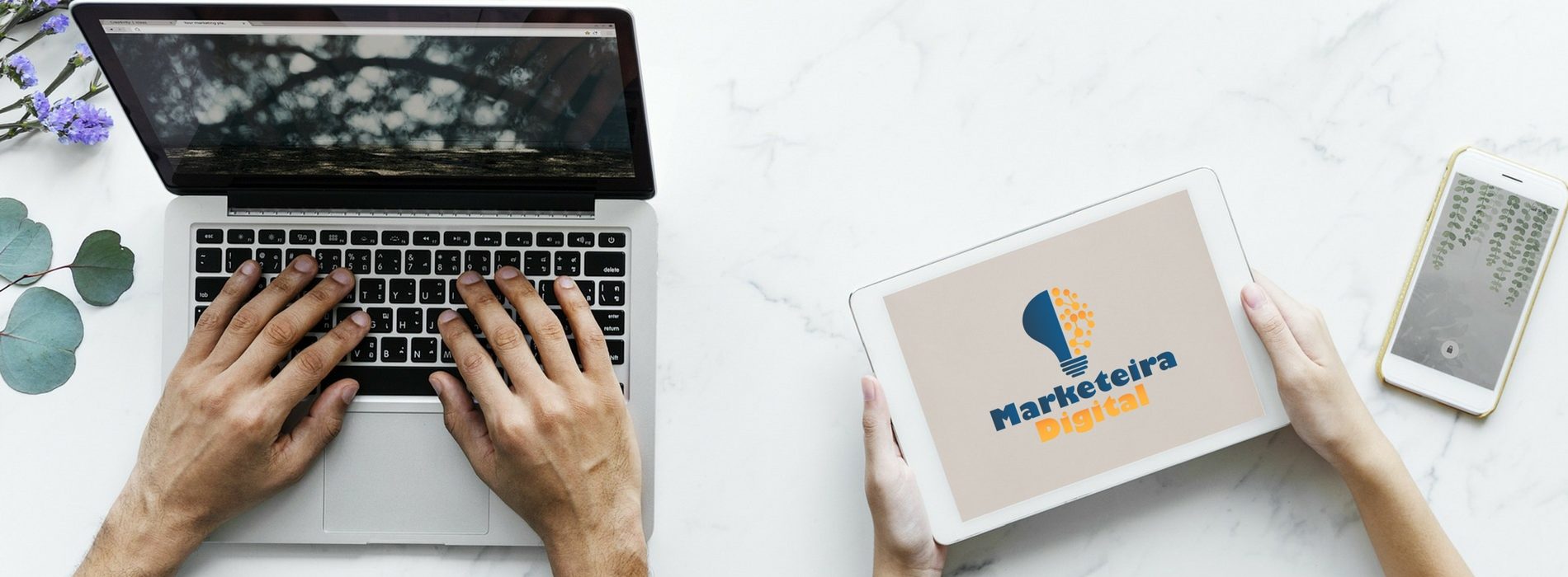 Inbound-marketing-pessoa-criando-conteudo-no-computador-e-tablet